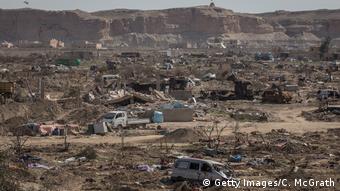 Εικόνα από το κατεστραμμένο Μπαγκούς μετά την στρατιωτική ήττα του Ισλαμικού Κράτους