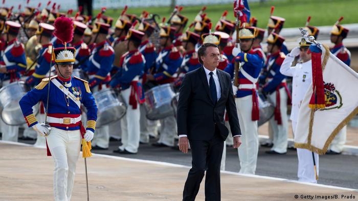 Brasilien: PrÃ¤sident Jair Bolsonaro und das MilitÃ¤r (Getty Images/B. Prado)