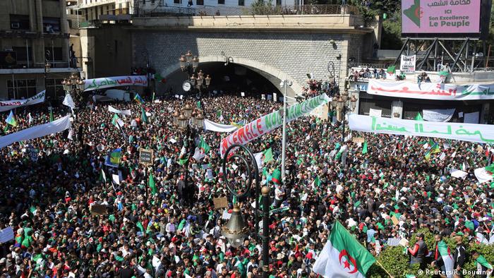 Algerien Protest gegen PrÃ¤sident Abdelaziz Bouteflika in Algiers (Reuters/R. Boudina)