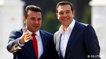 Η συμφωνία Ελλάδας και Βόρειας Μακεδονίας χαρακτηρίστηκε «ιστορική» από τους περισσότερους ευρωπαίους αναλυτές