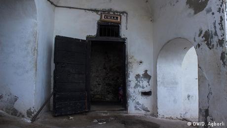 View of the entry to the condemned cells showing the dark room beyond (DW/D. Agborli)