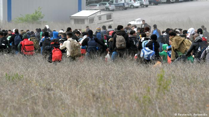 Griechenland Flüchtlinge verlassen Flüchtlingscamp bei Diavata (Reuters/A. Avramidis)