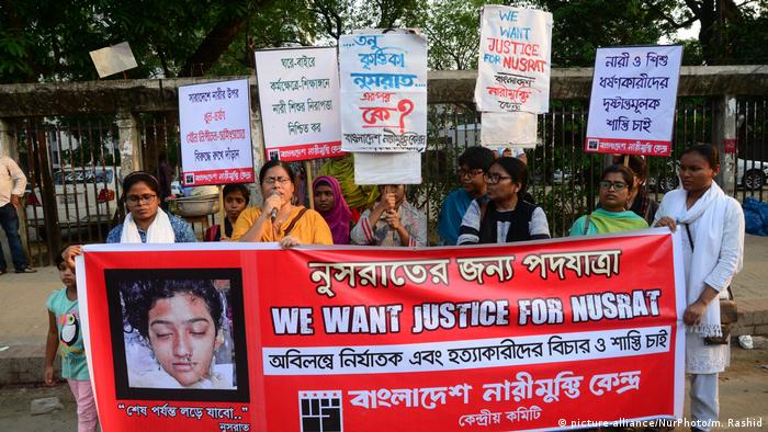 Bangladesh | Demostranten fordern Gerechtigkeit für die ermordete Teenagerin Nusrat Jahan Raafi