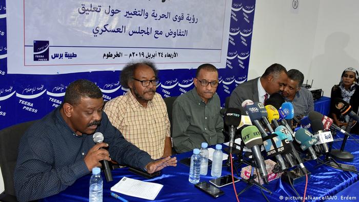 Sudan Pressekonferenz der Opposition (picture-alliance/AA/O. Erdem)
