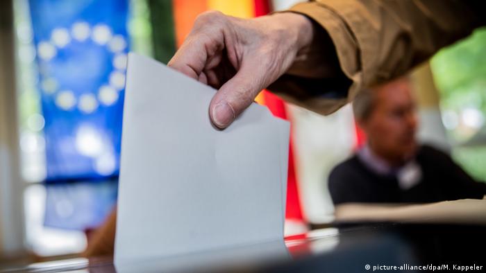 Europawahl - Stimmabgabe in Berlin (picture-alliance/dpa/M. Kappeler)