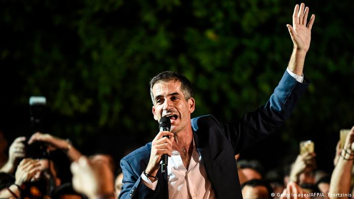 Griechenland, Athen: Wahlsieg für Kostas Bakoyannis (Getty Images/AFP/A. Tzortzinis)