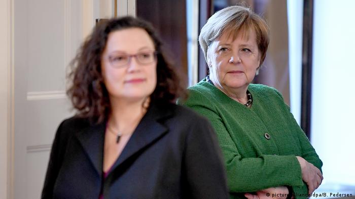 Angela Merkel und Andrea Nahles (picture-alliance/dpa/B. Pedersen)