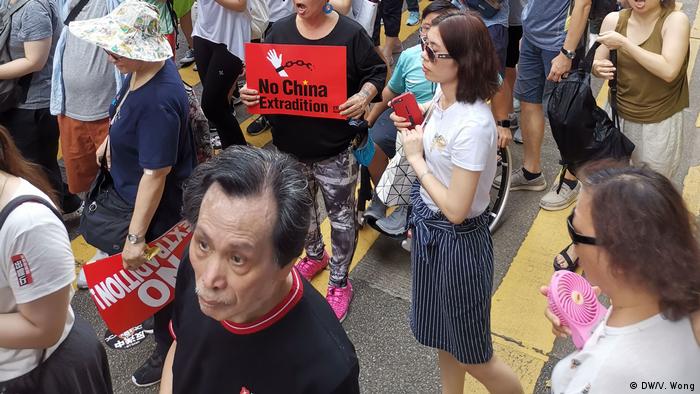 Hongkong Demonstration des Gesetzes gegen die Auslieferung - Andy Chan (DW/V. Wong)