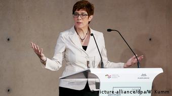 Annegret Kramp-Karrenbauer, șefa CDU