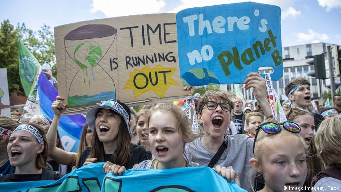 El cambio climático fue uno de los principales motivos de las manifestaciones sociales durante el año pasado. (imago images/J. Tack)