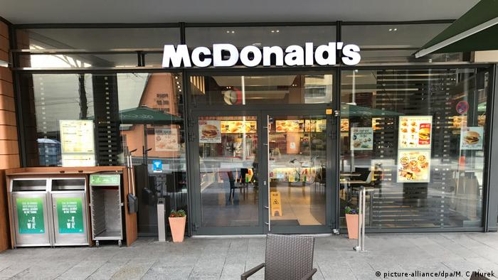 Deutschland Imbiss McDonald's (picture-alliance/dpa/M. C. Hurek)