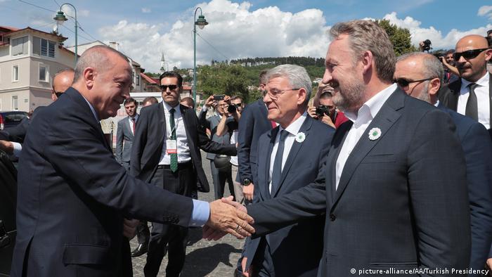 Türkei | Präsident Erdogan in Bosnien (picture-alliance/AA/Turkish Presidency)