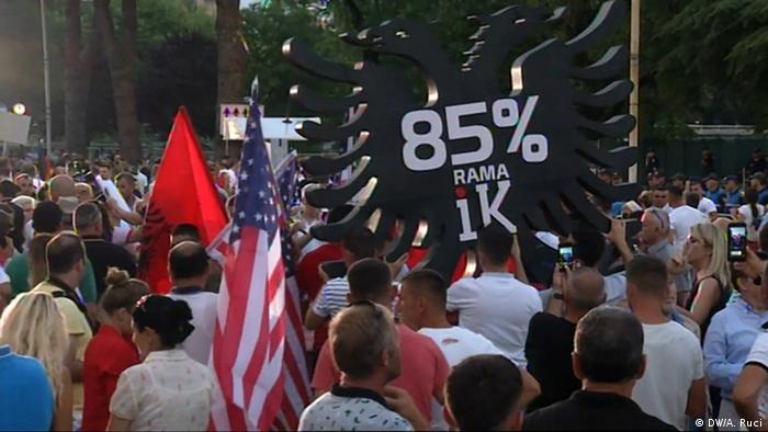 Albanien Anti Regierungsproteste (DW/A. Ruci)