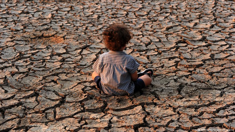 Climate change threatens future of all children: UN report - DW (English)