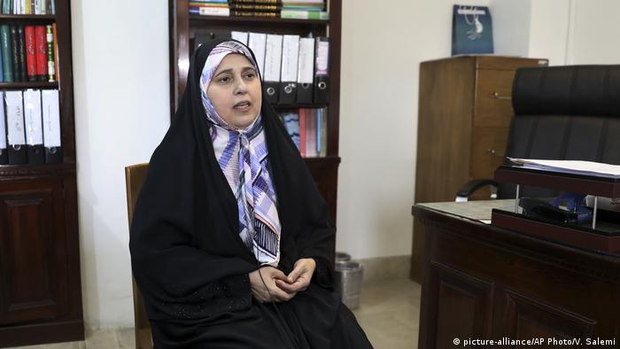 پروانه سلحشوری، عضو فراکسیون زنان در مجلس شورای اسلامی