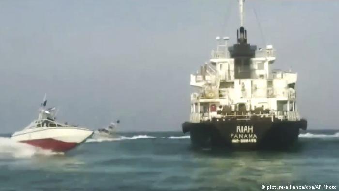 Iran setzt britischen Tanker in der Straße von Hormus fest (picture-alliance/dpa/AP Photo)