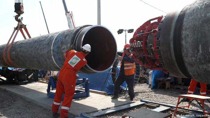 Российские рабочие на строительстве газопровода Северный поток 2 (фото из архива)