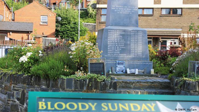 Derry, Londonderry, 02.08.2019: A memorial to the victims of the Bloody Sunday or the Bogside Massacre in 1972. (DW/M. Hallam )