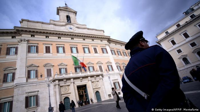 Italien Rom | Palazzo Montecitorio, Sitz der Abgeordnetenkammer (Getty Images/AFP/F. Monteforte)