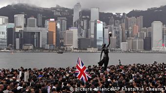 Hongkong Proteste (picture-alliance/AP Photo/Kin Cheung)