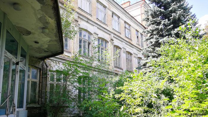 Будівля історичної німецької гімназії у Києві вже багато років порожня і занепадала, перебуваючи на балансі Міністерства аграрної політики