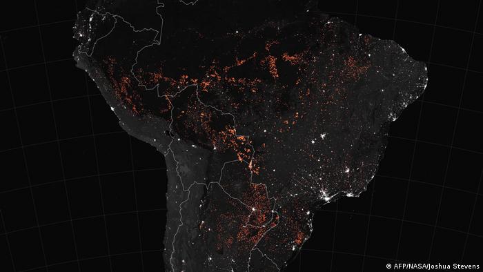 Brasilien Südamerika Satellitenaufnahme Waldbrände (AFP/NASA/Joshua Stevens)