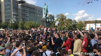 Russland | Protestkundgebung gegen politischen Repressalien in Moskau (DW/E. Barysheva)