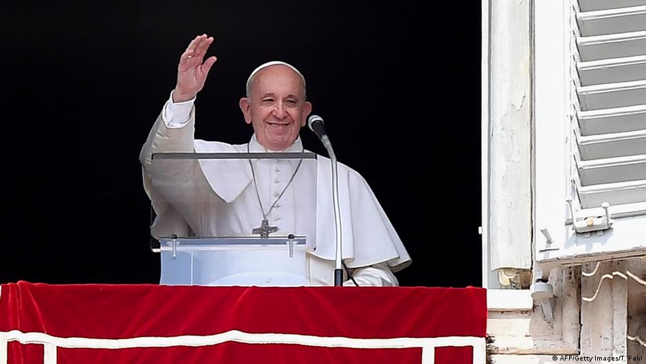 Vatikan | Papst Franziskus beim Angelus-Gebet