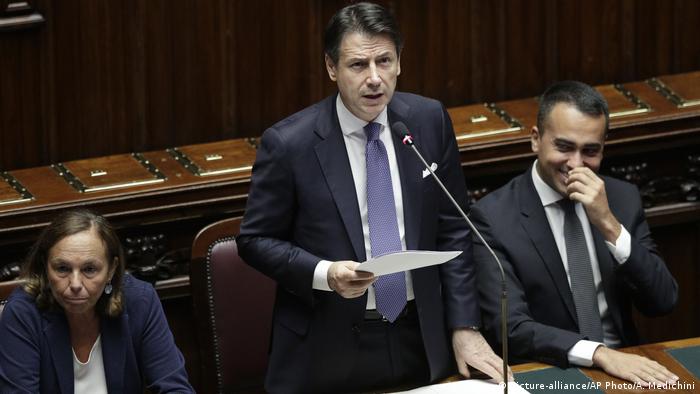 Italy Parliament Backs New Conte Government News Dw 09 09 2019