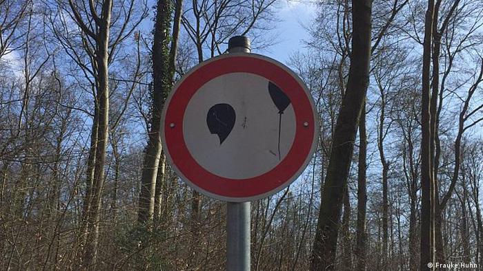 Знаки, запрещающие шары