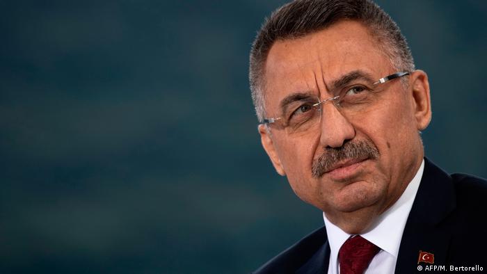 نائب الرئيس فؤاد أقطاي تراس الوفد التركي الذي ضم وزير الخارجية مولود جاويش أوغلو.