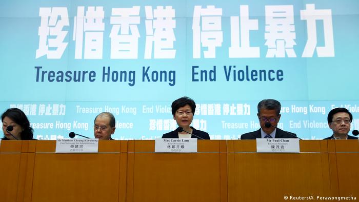 Hongkang PK Regierungschefin Carrie Lam (Reuters/A. Perawongmetha)