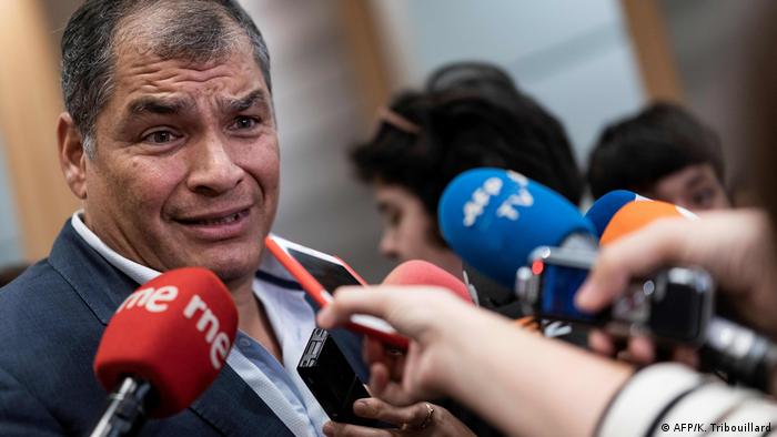Belgien PK Rafael Correa im EU-Parlament (AFP/K. Tribouillard)