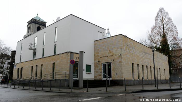 Wuppertal synagogue in Germany (picture-alliance/dpa/C. Seidel)
