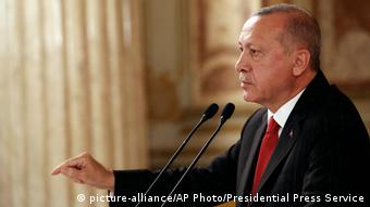 Türkei Präsident Recep Tayyip Erdogan Istanbul (picture-alliance/AP Photo/Presidential Press Service)