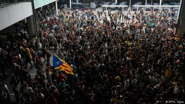 Spanien, Barcelona - Protest (AFP/L. Gene)