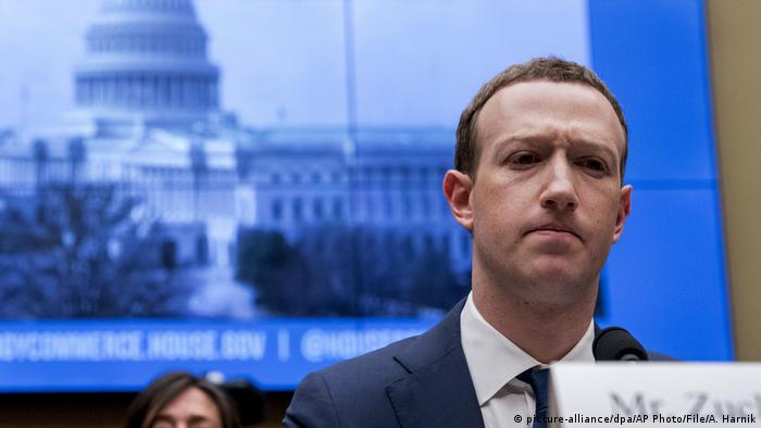 Facebook CEO Mark Zuckerberg (picture-alliance/dpa/AP Photo/File/A. Harnik)