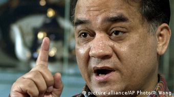 China Peking | Uigure Regimekritiker Ilham Tohti (picture-alliance/AP Photo/A. Wong)