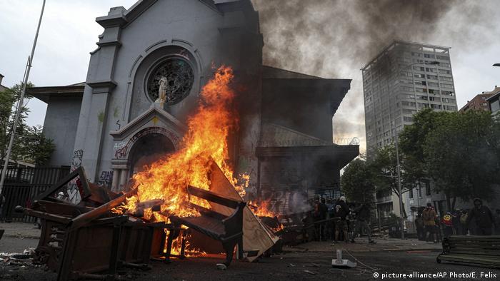 Chile Protests Kirche 