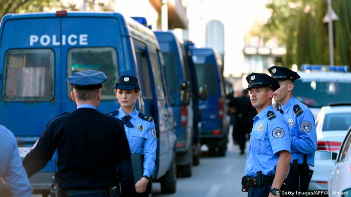 Symbolbild: Polizei Kosovo (Getty Images/AFP/A. Nimani)