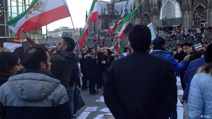 Köln Iraner demonstrieren für Menschenrechte im Iran