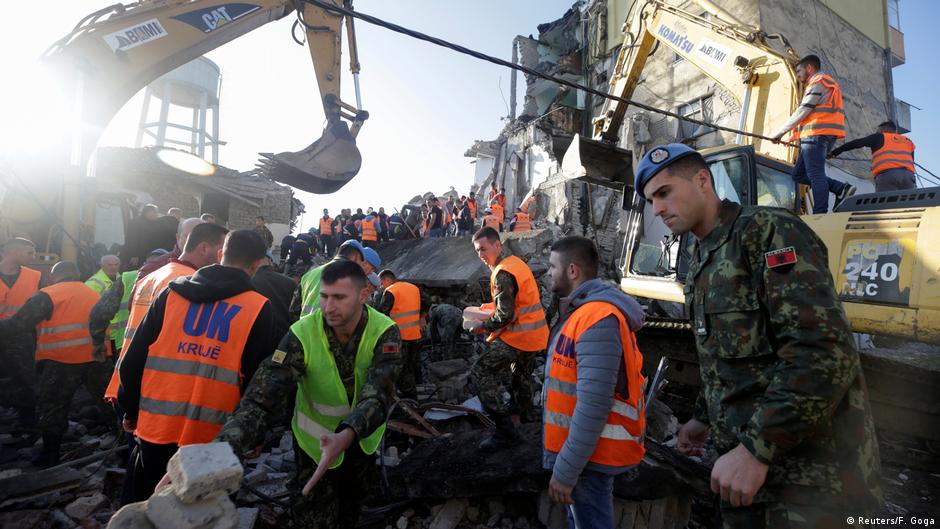 Albania Dihantam Gempa Hebat, Situasi Dramatis di Lokasi - Tribunnews