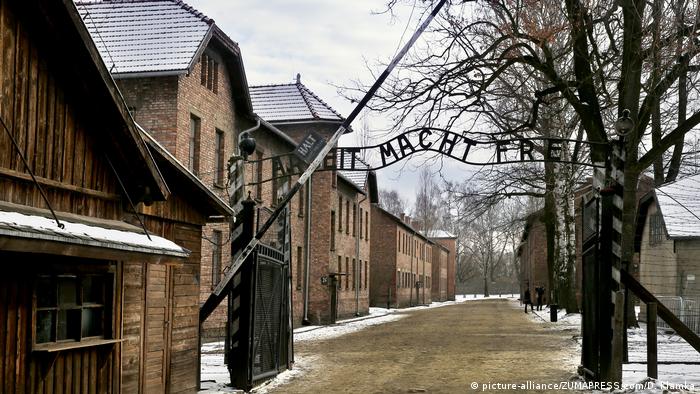 NS-KZ und Vernichtungslager Auschwitz (picture-alliance/ZUMAPRESS.com/D. Klamka)