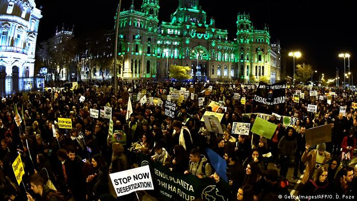 Spanien Klimastreik COP25 in Madrid (Getty Images/AFP/O. D. Pozo)