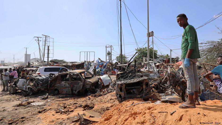 US targets al-Shabab militants after deadly Mogadishu bombing | DW | 30.12.2019