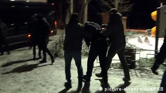 Russland | FSB verhaftet 2 Terrorverdächtige (picture-alliance/dpa/FSB)