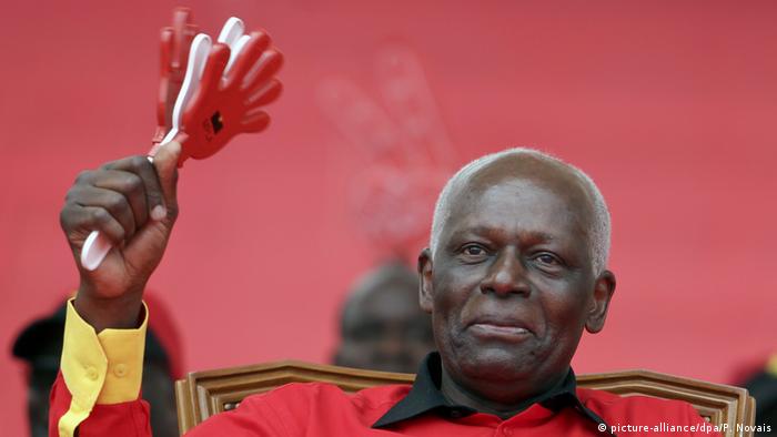 People's Movement for the Liberation of Angola - Labour Party (MPLA) (picture-alliance/dpa/P. Novais)