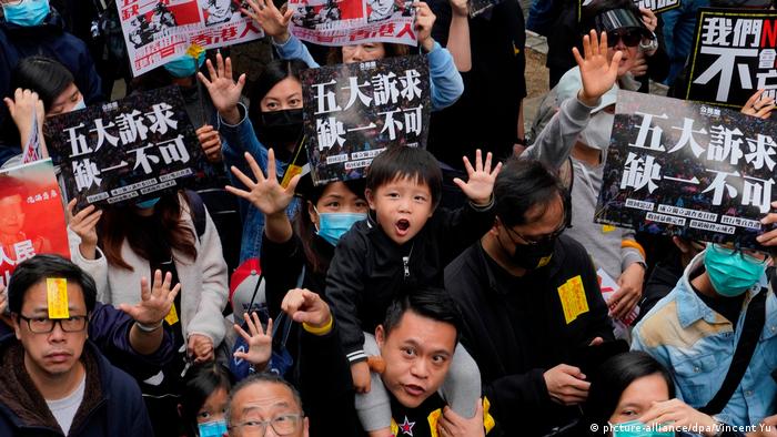 Hongkong Neues Jahr beginnt mit Protesten (picture-alliance/dpa/Vincent Yu)