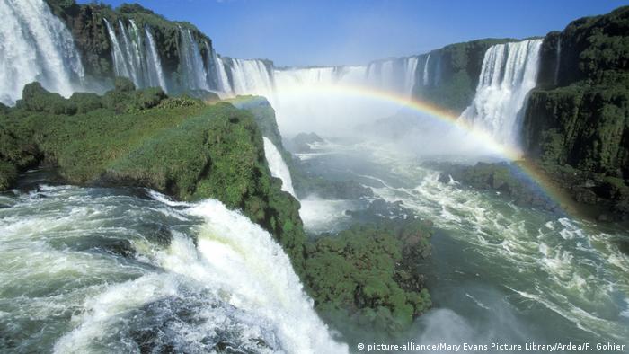 Водопада Игуасу между Бразилия и Аржентина