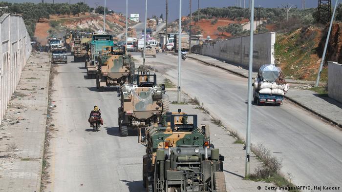 Syrien | Türkischer Militärkonvoi passiert Grenze